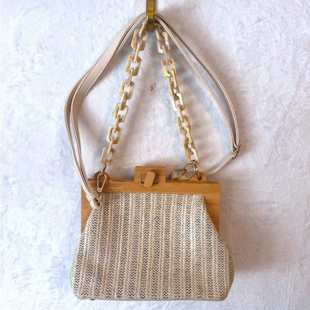 Woven‎ Straw Clutch Wood Frame Bag Acrylic Chain Crossbody Cream Boho